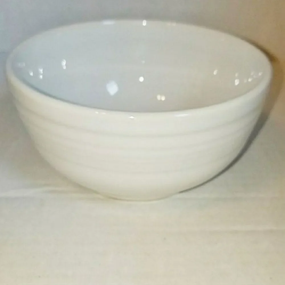 Fiestaware Fiesta Small 22 OZ Bowl Dish Bistro White CERAMIC